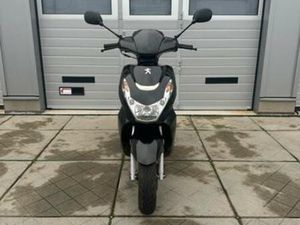 PEUGEOT KISBEE BLACK EDITION SNOR 2019 — SCOOTERS | PEUGEOT — MARKTPLAATS