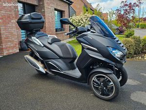 SCOOTER PEUGEOT METROPOLIS 400CM3