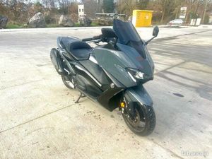 YAMAHA TMAX 560 TECHMAX