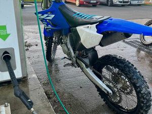 125 YZ