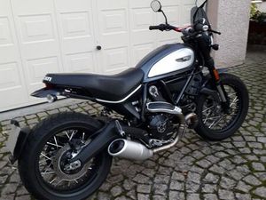 DUCATI SCRAMBLER CLASSIC