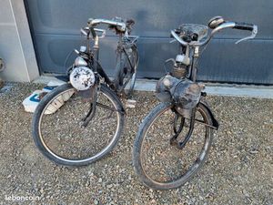LOT DE 2 VELO SOLEX