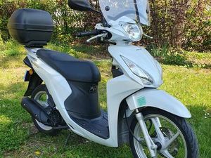 SCOOTER HONDA VISION 110 EN PARFAIT ÉTAT