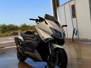 TMAX 530 ABS LUX MAX