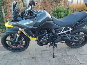 ② SUZUKI DL800 V-STROM / NIEUWSTAAT