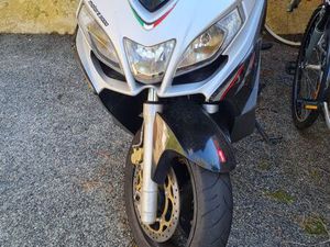 APRILIA SRV 850