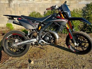 50 CC MRT PRO BLACK SÉRIES