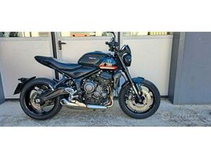 TRIUMPH TRIDENT 660