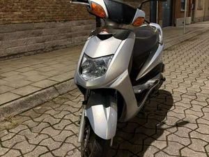 YAMAHA CYGNUS 125 CC