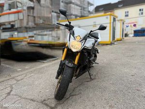 MOTO YAMAHA FZ8 ABS– TRÈS BON ÉTAT – 2013 – 13900 KMS