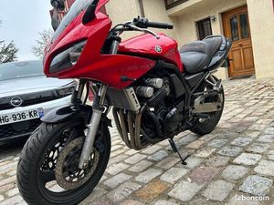 YAMAHA 600 FAZER