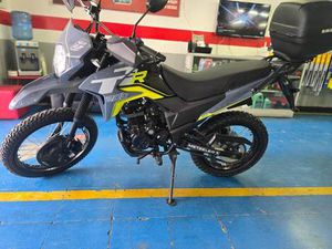 AKT 2026 2026 EN BARRIOS UNIDOS | AKT MOTOS , AKT TTR 200 EDICION ESPECIAL GRIS BRILLANTE FRENO ABS ,MODELO