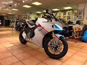 DUCATI SUPERSPORT S 950