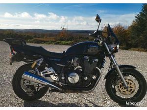 YAMAHA XJR 1200