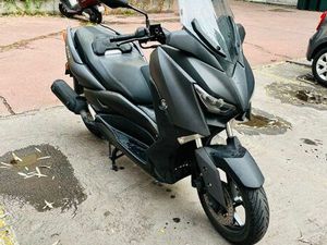 X-MAX 125