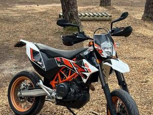 KTM 690 SMC-R – SUPERMOTARD – 12/2016