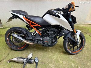 KTM DUKE 125 2021