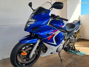 VENDS SUZUKI GSXF 650