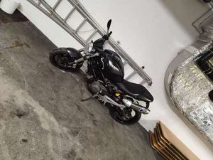 DUCATI MONSTER 696 SCHWARZ