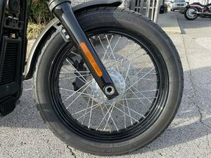 2019 HARLEY-DAVIDSON® FXBB - SOFTAIL® STREET BOB®