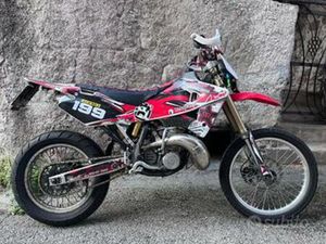 HUSQVARNA ALTRO MODELLO - 2005