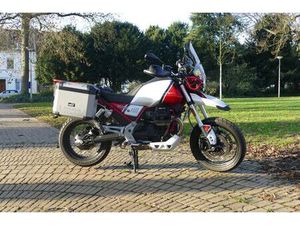 MOTO GUZZI V 85 TT MIT ALU KOFFER