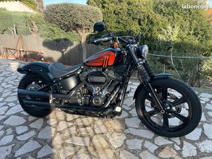 HARLEY DAVIDSON STREET BOB 114