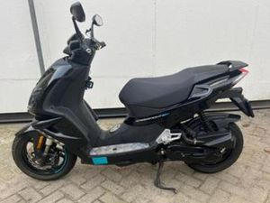 PEUGEOT SPEEDFIGHT 4 GEEL KENTEKEN — SCOOTERS | PEUGEOT — MARKTPLAATS