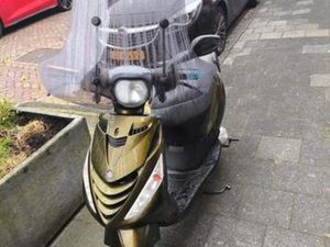 PIAGGIO ZIP 2T 2005 — SCOOTERS | PIAGGIO — MARKTPLAATS