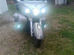 INDIAN CHIEFTAIN DARK HORSE