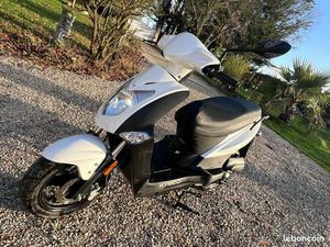 MAGNIFIQUE KYMCO AGILITY 50