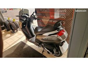 SCOOTER 125
