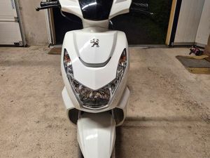 SCOOTER PEUGEOT KISBEE