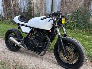 CAFÉ RACER 800 DR