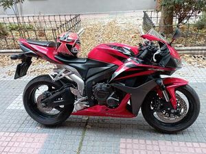 HONDA - CBR 600 RR
