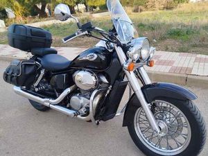 HONDA - SHADOW 750