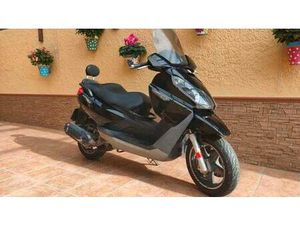 PIAGGIO - X7 125