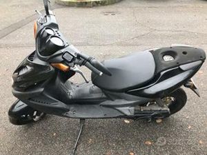 SCOOTER YAMAHA AEROX 50