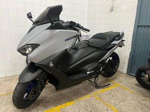YAMAHA - TMAX 560