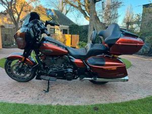 HARLEY-DAVIDSON STREET GLIDE CVO FLHXSE — MOTOREN | HARLEY-DAVIDSON — MARKTPLAATS