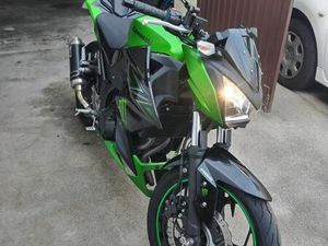 KAWASAKI Z300 ABS SOBRADO E BAIRROS