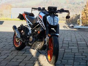 KTM DUKE 125 BJ 08/2023