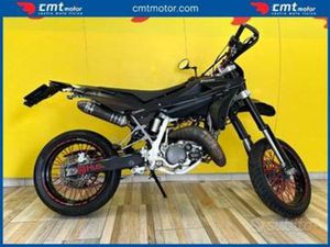 HUSQVARNA SM 125 FINANZIABILE - NERO - 27000