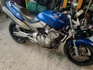 ② HONDA HORNET 600 ( 1ER MAIN)