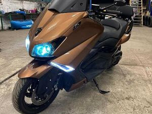 ② YAMAHA T-MAX - 2012 - ENTRETIEN A JOUR - BON ETAT