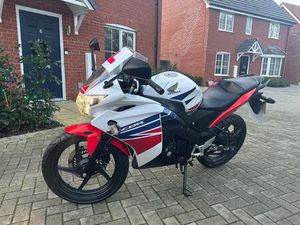 HONDA CBR125R SUPER SPORTS PETROL MANUAL (14 PS) 124 CC