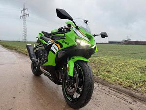 KAWASAKI ZX 6R 2025 WIE NEU