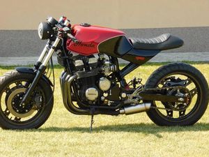 HONDA CBX →