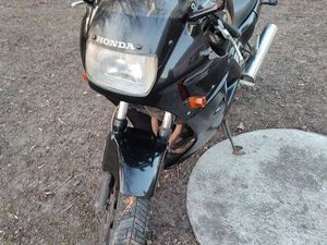 HONDA VFR 750 WĄGROWIEC