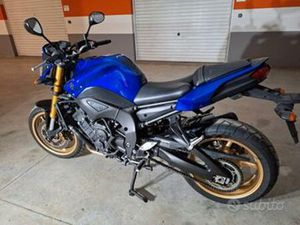 YHAMAHA FZ8 - 2011 KM. 23300